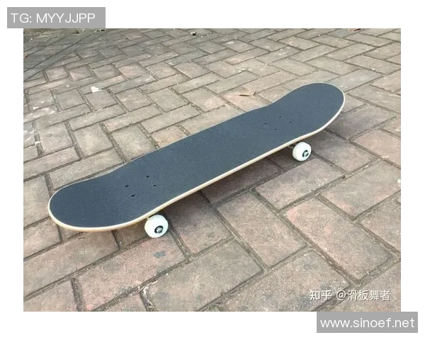 滑板新手必读：从基础到进阶的全面技巧与训练指南