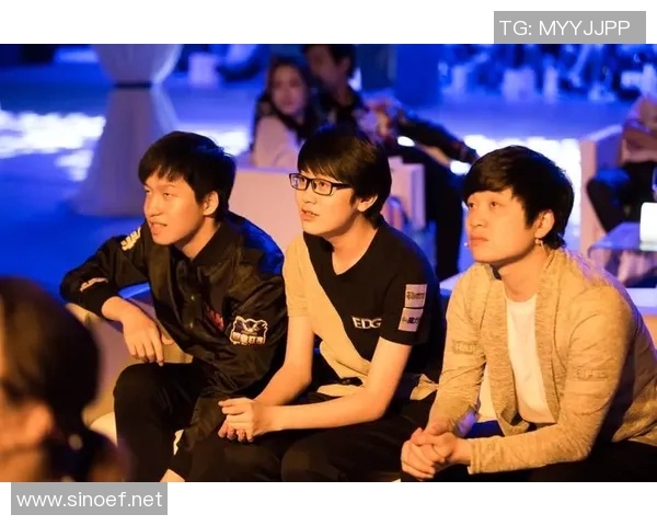 EDG战队在DOTA2赛场上的灵活性变革引发热议与关注